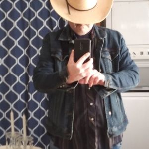 Meet your Posher, Timothy